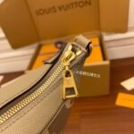 Louis Vuitton M46112