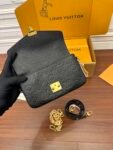 Louis Vuitton M46595