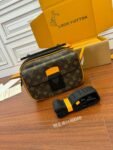 Louis Vuitton M46688