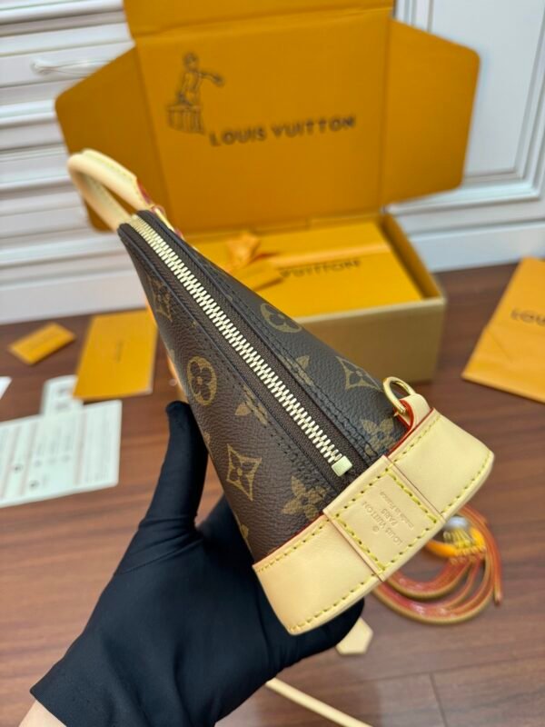 Louis Vuitton M47132