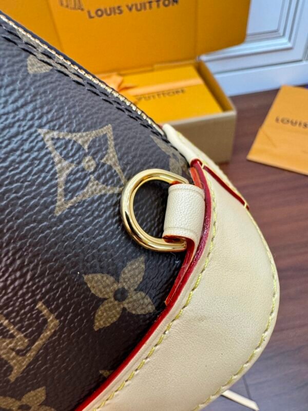Louis Vuitton M47132