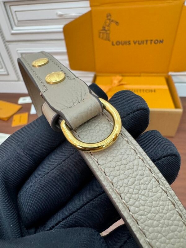 Louis Vuitton M13224
