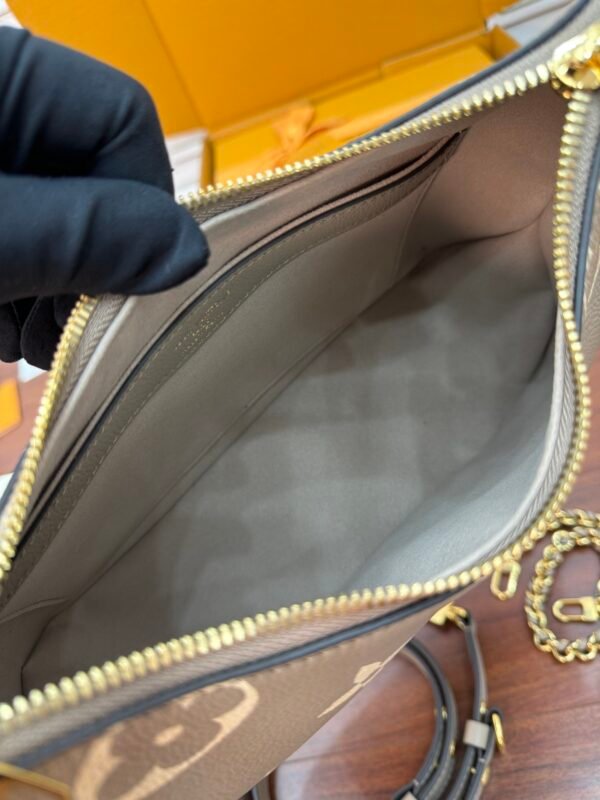 Louis Vuitton M13224