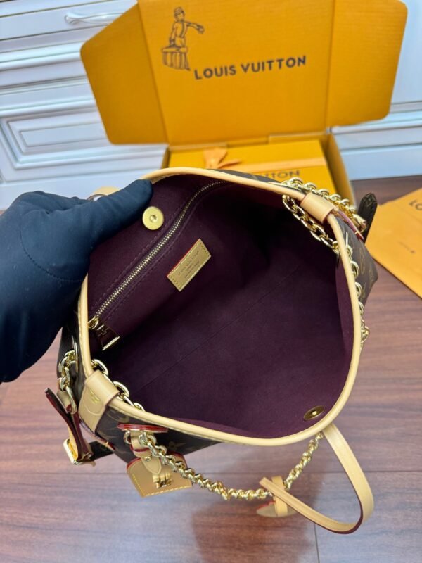 Louis Vuitton M13014