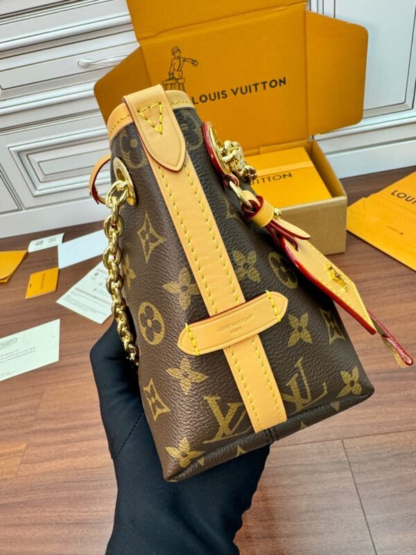 Louis Vuitton M13014