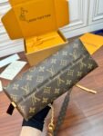 Louis Vuitton M13014
