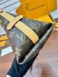 Louis Vuitton M13014