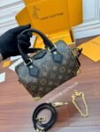 Louis Vuitton M13146
