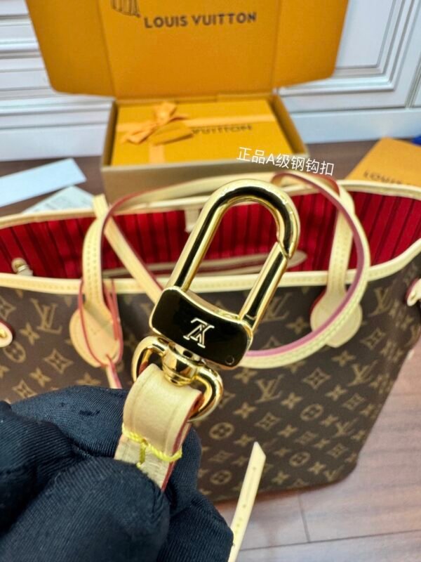 Louis Vuitton M46987
