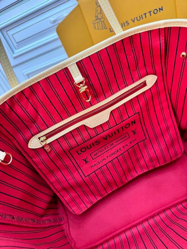 Louis Vuitton M46987