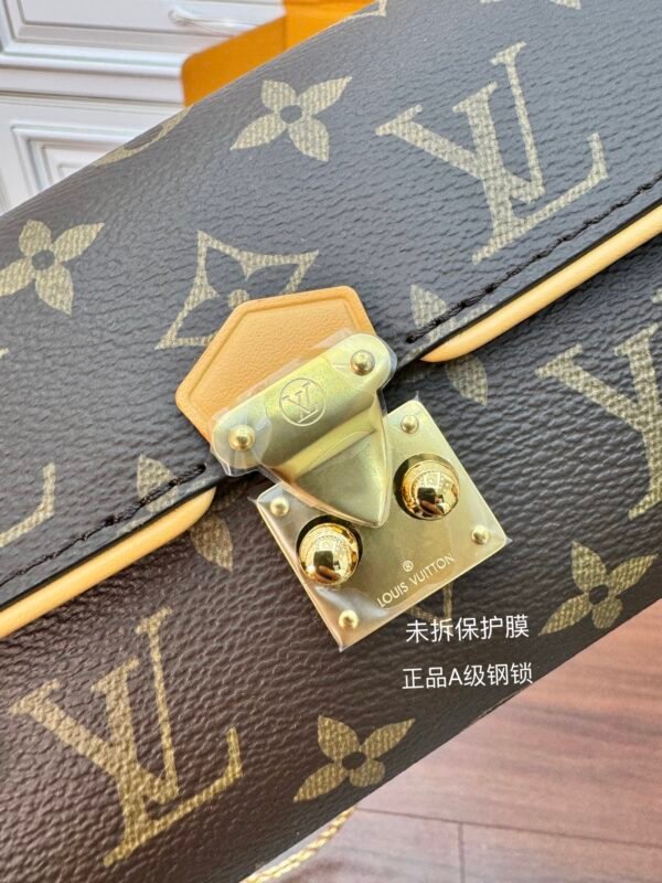 Louis Vuitton M13566