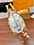 Louis Vuitton M13084