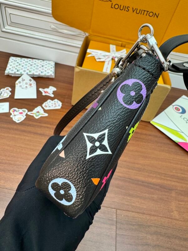 Louis Vuitton M13663