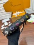 Louis Vuitton M13663
