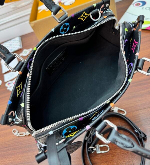 Louis Vuitton M13260