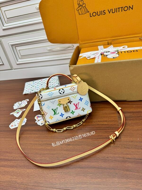 Louis Vuitton M13662