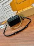 Louis Vuitton M46595