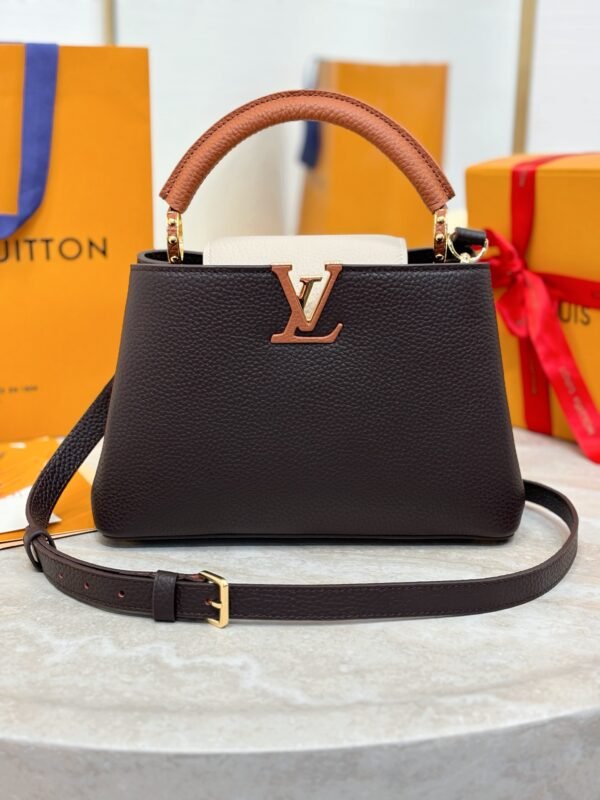 Louis Vuitton M12952