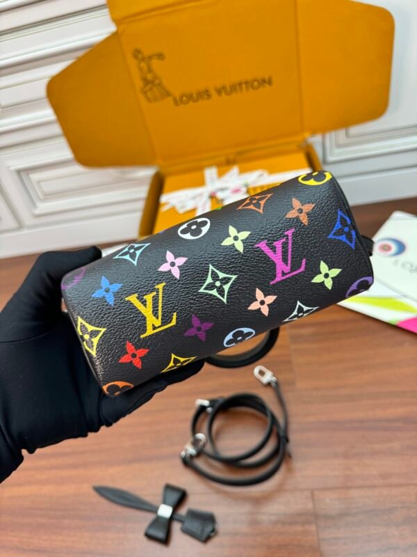 Louis Vuitton M13406