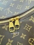 Louis Vuitton M12098