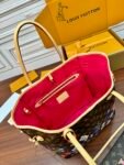 Louis Vuitton M13271