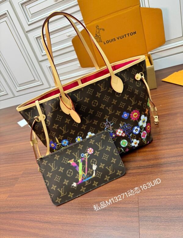 Louis Vuitton M13271