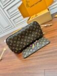 Louis Vuitton M13271