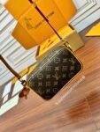 Louis Vuitton M14058