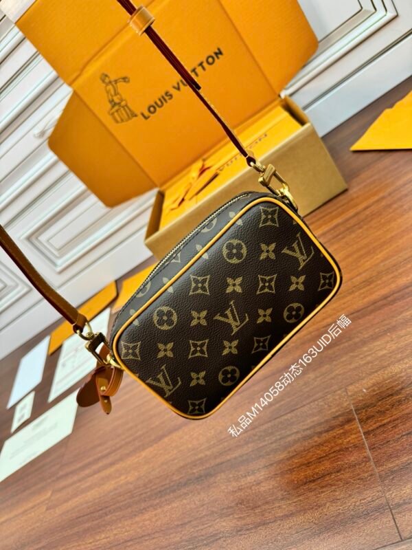 Louis Vuitton M14058