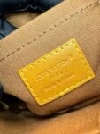 Louis Vuitton M14058