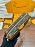 Louis Vuitton M14058