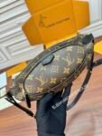 Louis Vuitton M14806