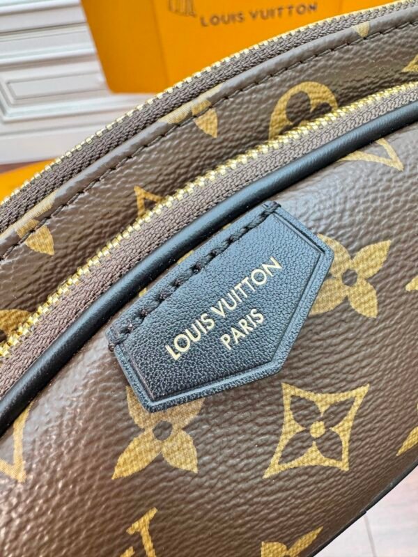 Louis Vuitton M14806