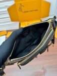 Louis Vuitton M14806