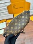 Louis Vuitton M14806