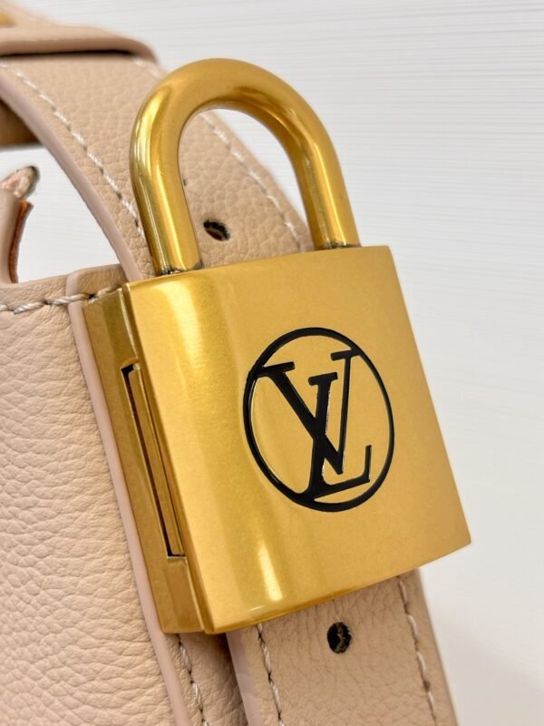 Louis Vuitton M14635