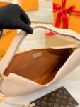 Louis Vuitton M14635