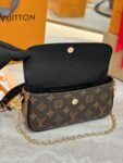 Louis Vuitton M26587
